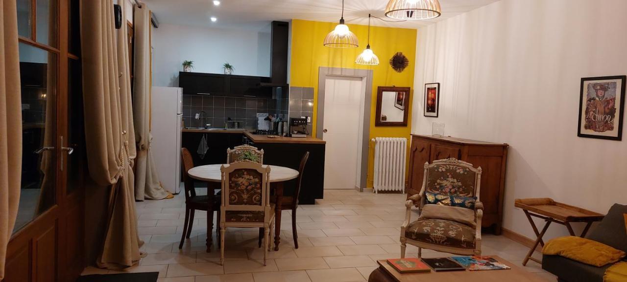 Apartamento Reve De Charme Montrichard Exterior foto